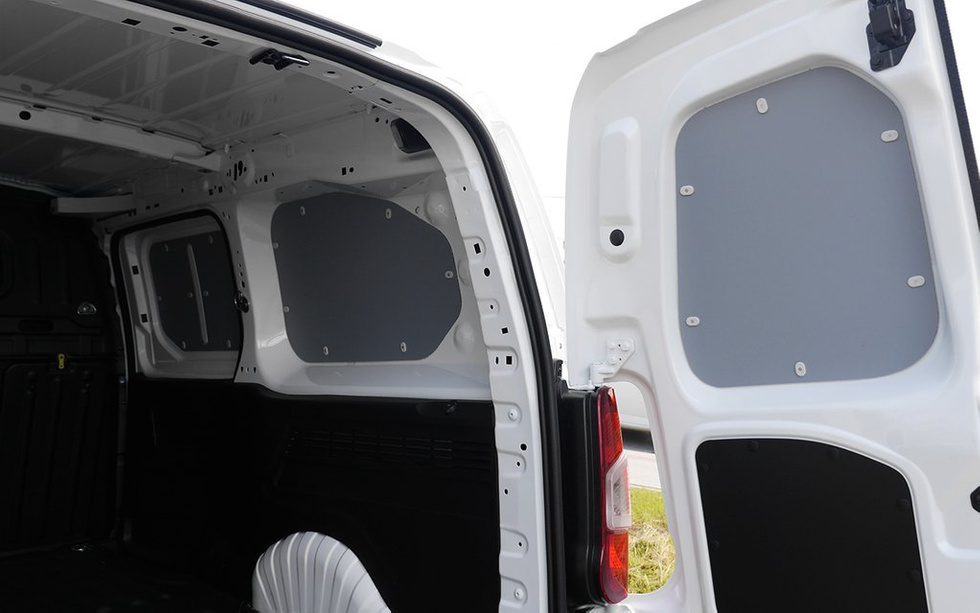 Zabudowa Fiat Doblo Van L2 - Wersja 6
